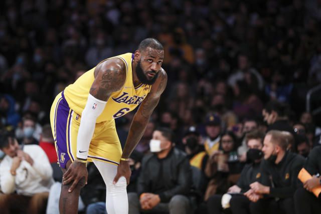 10个细节，看懂喜剧《“骗骗”喜欢你》的松弛感 2025-01-05 “鹏哥一直和我说‘时不我待’，这句话鼓励了我。